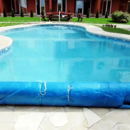 Goldenbeach Deluxe Apartment